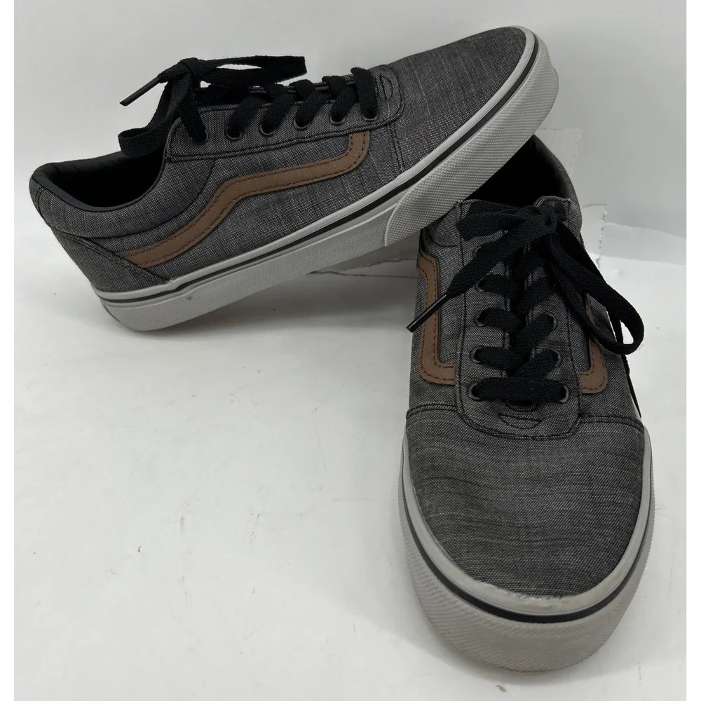 Vans Ward Deluxe Grey Textured With Brown Leather Stripe Youth Size 5